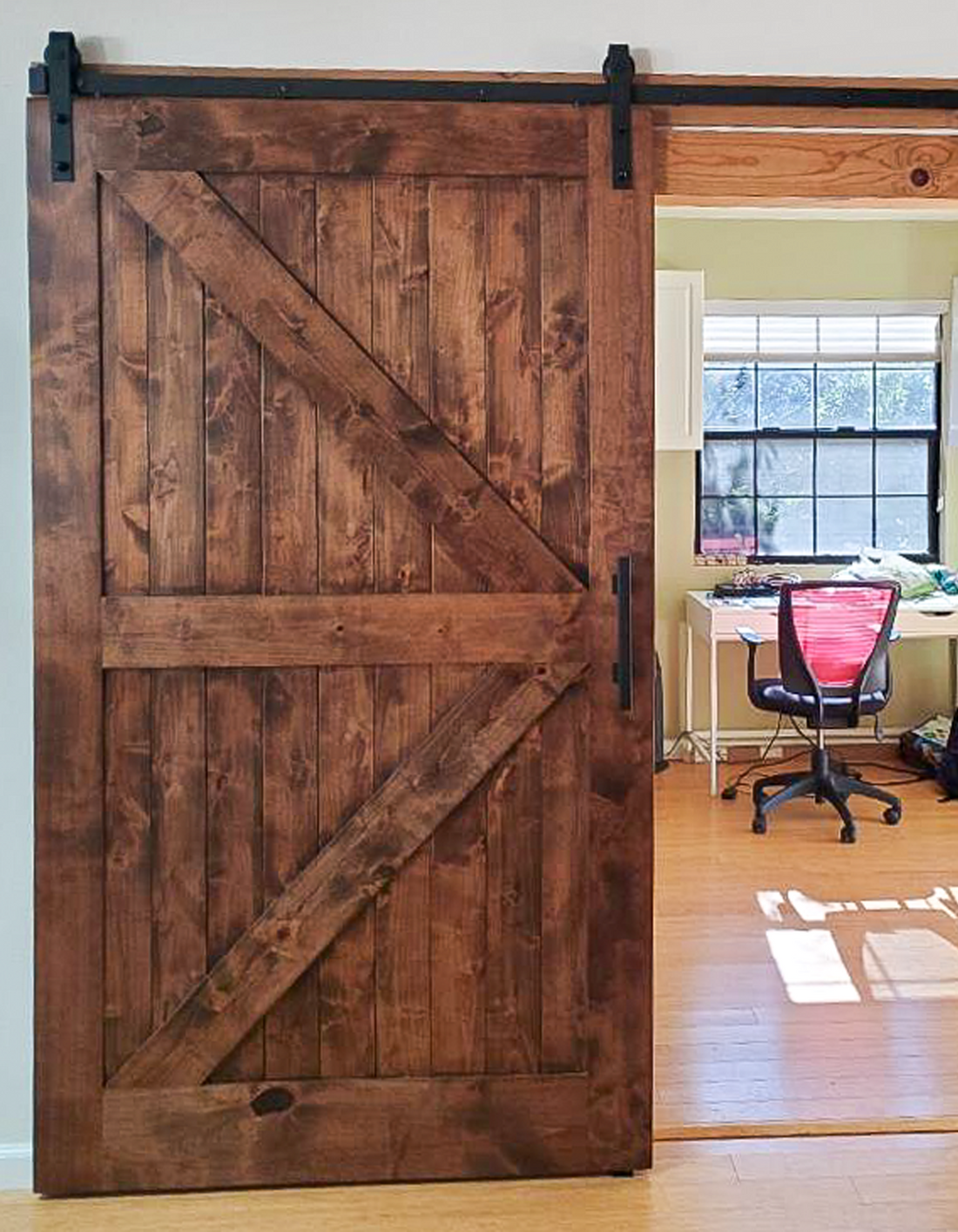 San Archer Arrow-Style Traditional Barn Door