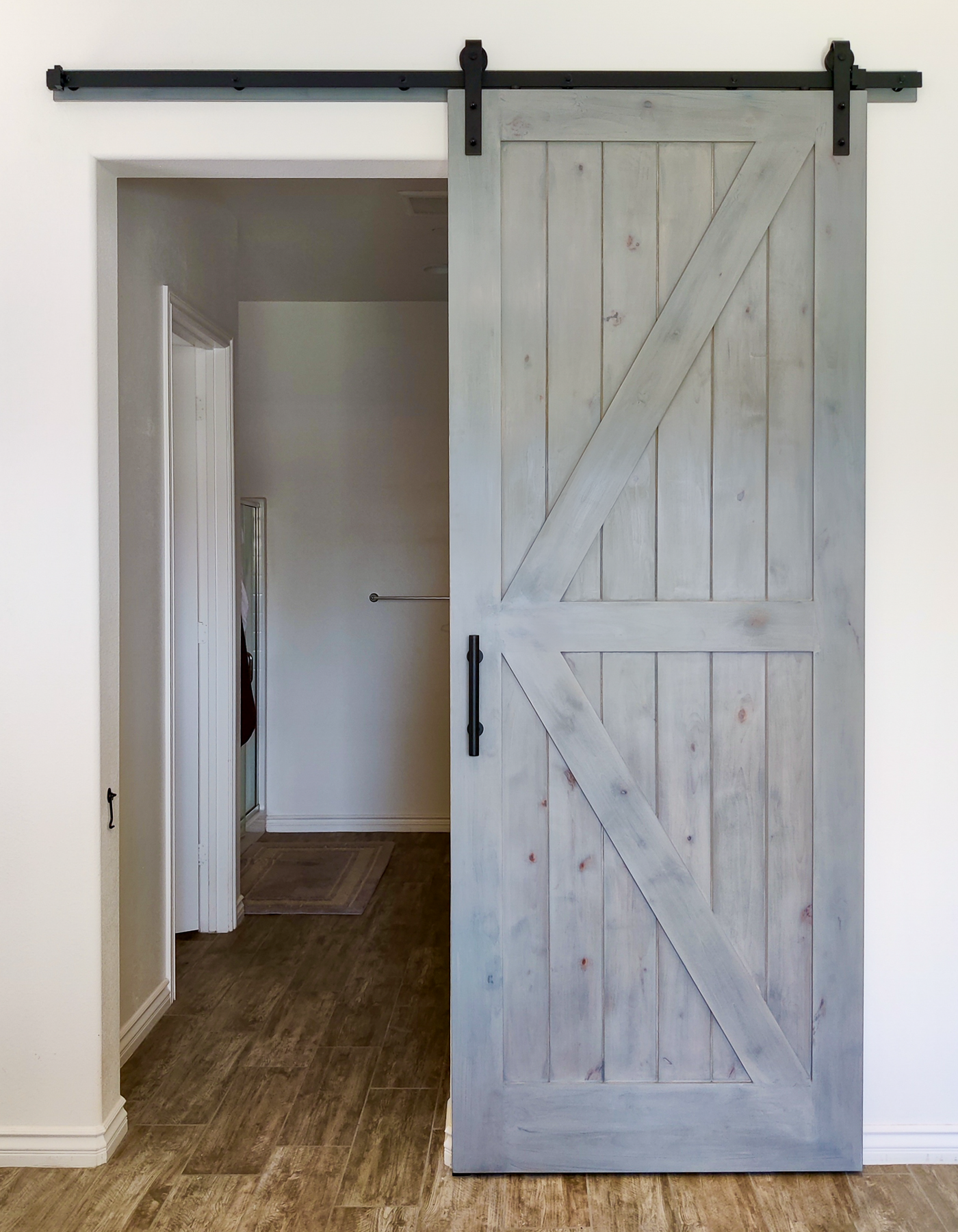 San Archer Arrow-Style Traditional Barn Door