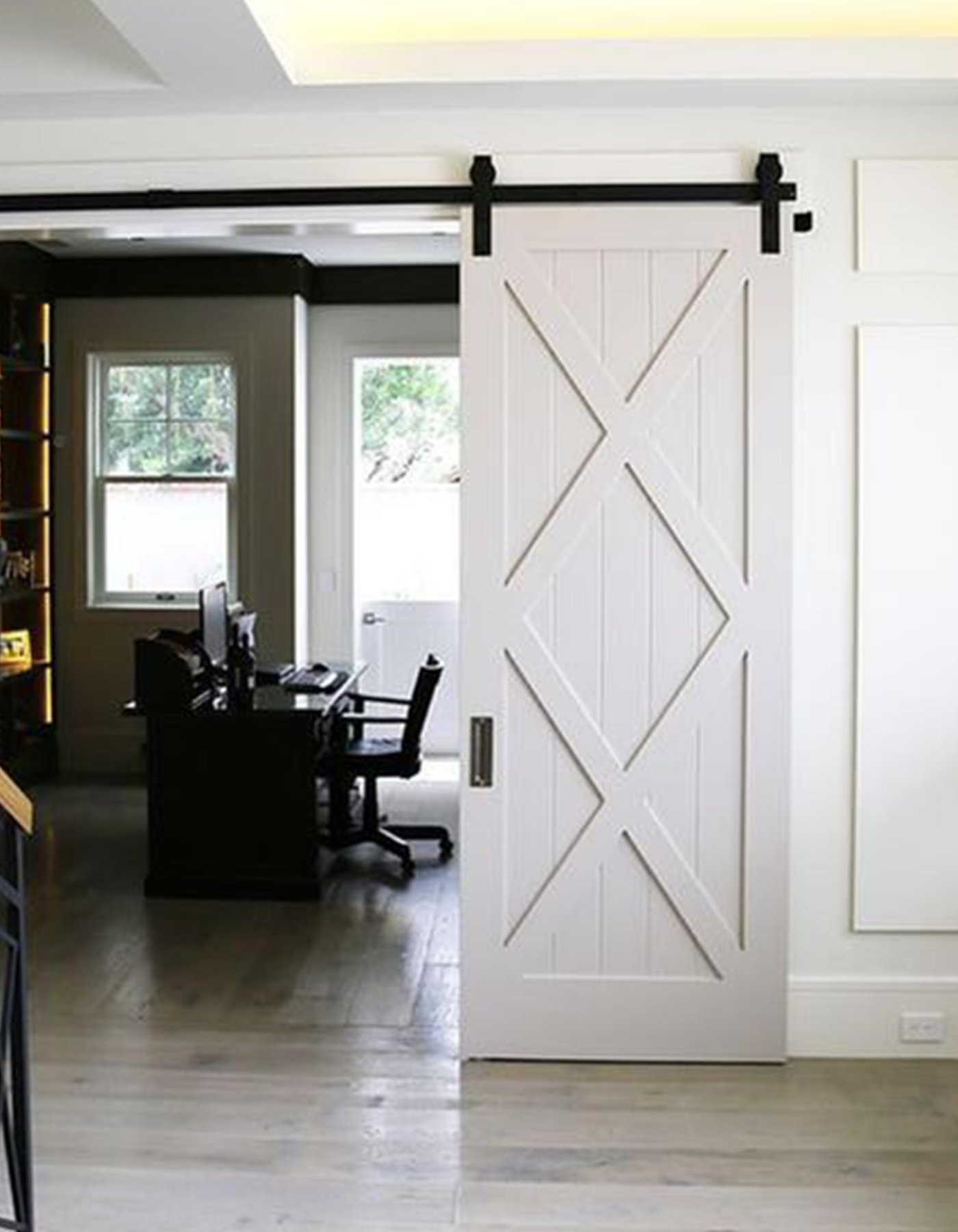 San Xanderix Double X Traditional Barn Door