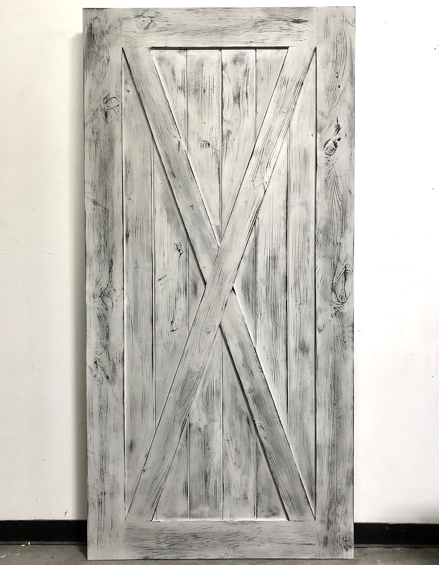 San Xenophus X-Style Traditional Barn Door